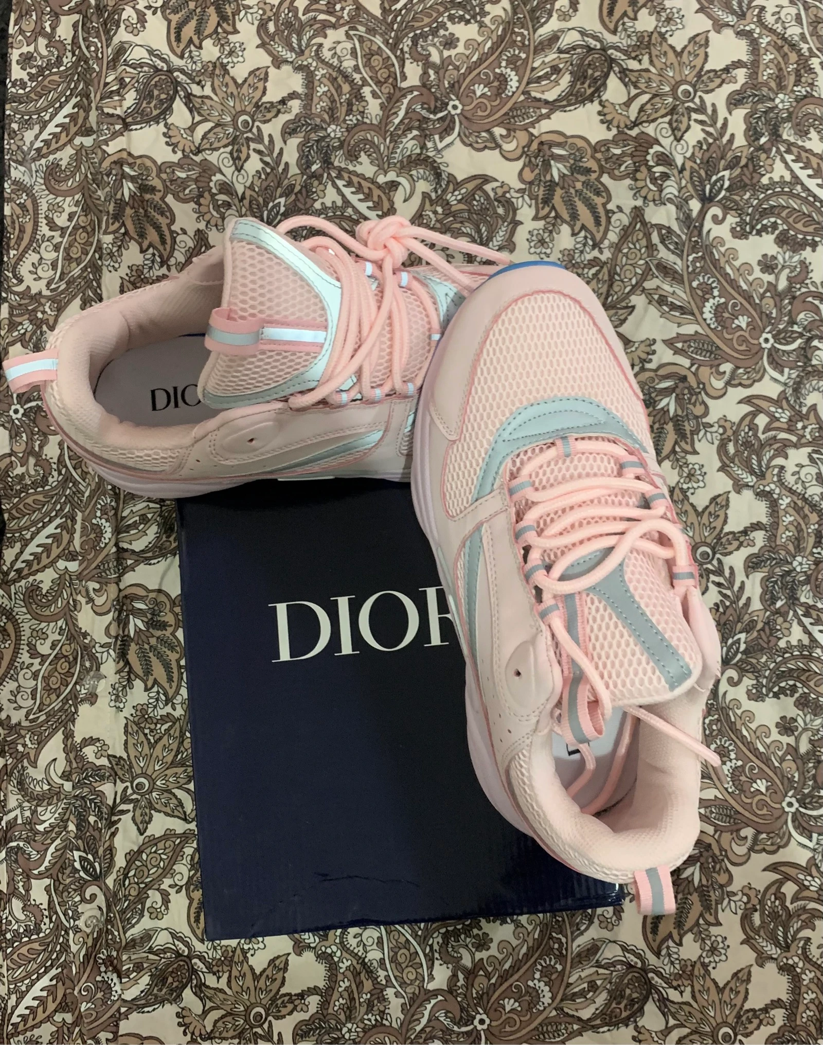 Tênis rosas estilo luxo – Design inspirado Dior – Feminino/Masculino – photo 3
